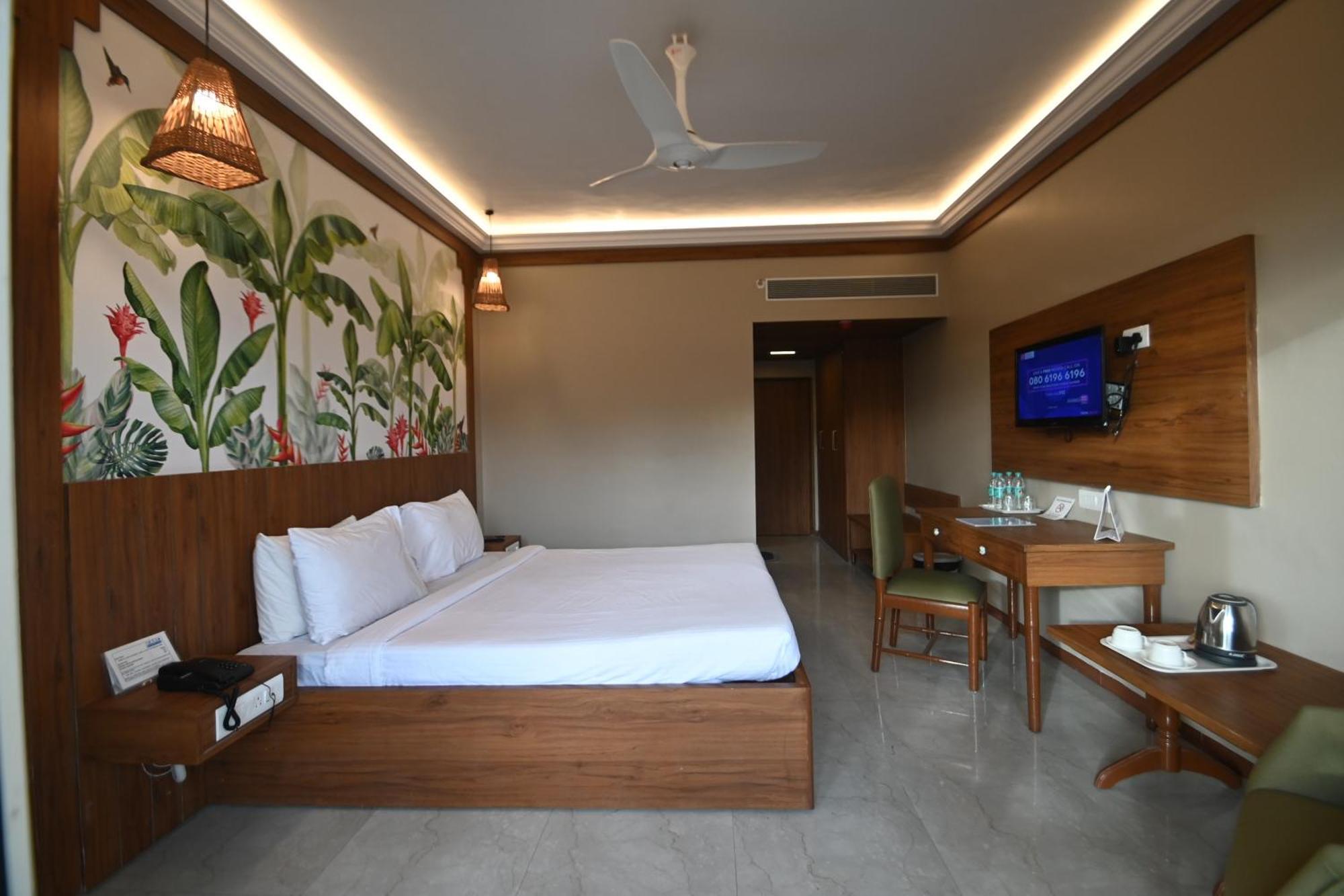 Rns Residency Sea View Hotel Māvalli Buitenkant foto